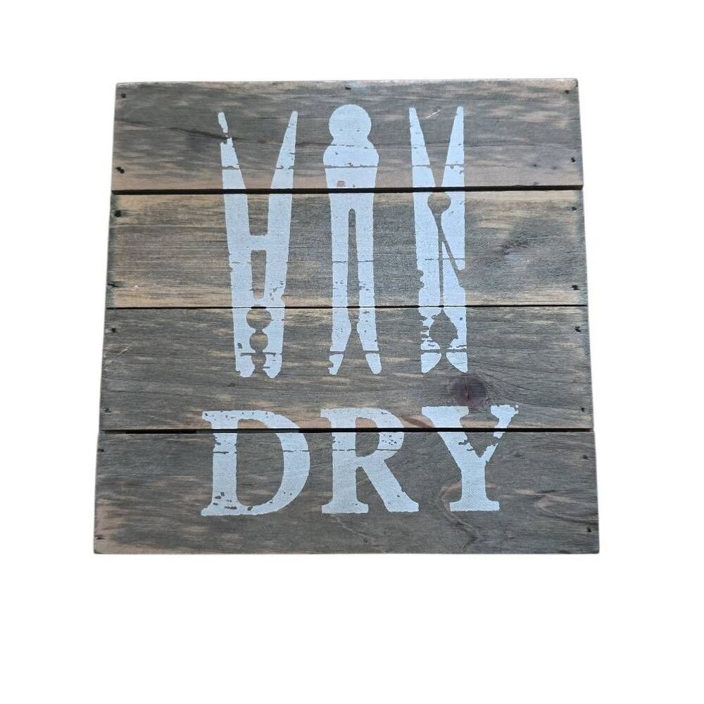 7 x 7 Wooden "Dry" Clothespin Laundry Sign